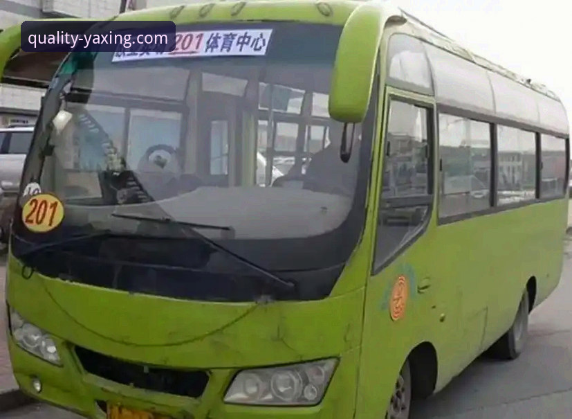 亚星客车报价及图片教程 揭秘亚星娱乐平台:客车报价与图片获取的深层逻辑与未来趋势